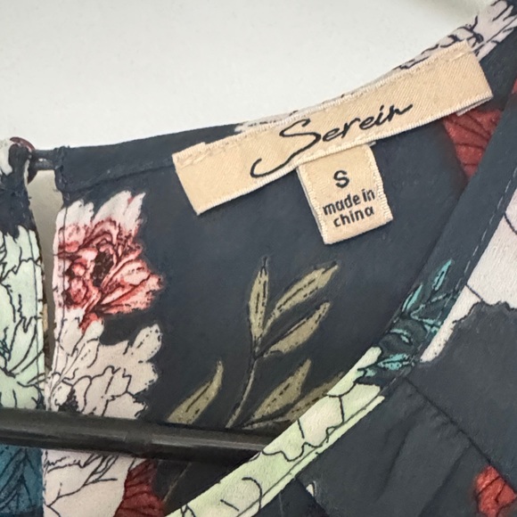 Serein Floral Ruffle Sleeve Blouse - Multicolor - Picture 2 of 8